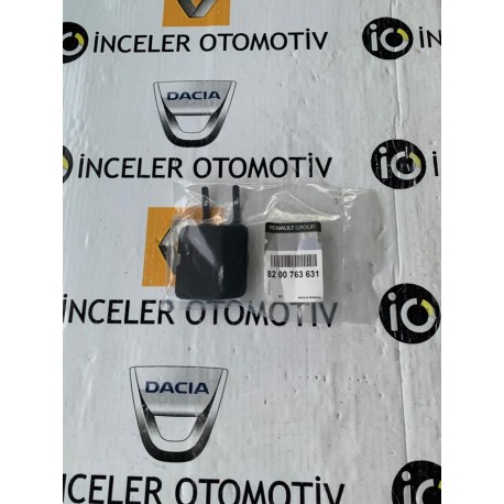 8200763631 DACIA SANDERO ÖN TAMPON ÇEKI DEMIR KAPAĞI