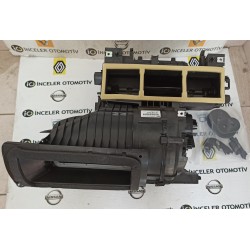 7701209522 MEGANE 2 II KALORIFER KUTUSU MAIS SIFIR