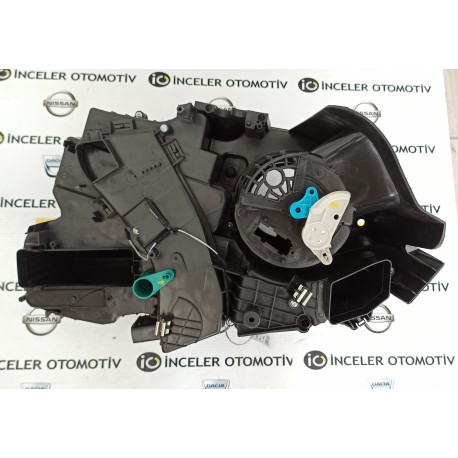 272703923R DACIA DUSTER KOMPLE KALORIFER KUTUSU KAZANI MAIS