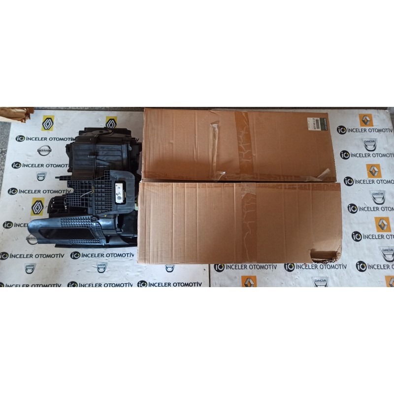 271106103R DACIA DUSTER KOMPLE KALORIFER KUTUSU KAZANI MAIS