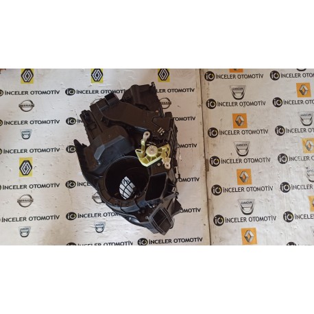 271106103R DACIA DUSTER KOMPLE KALORIFER KUTUSU KAZANI MAIS