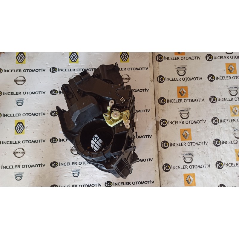 271106103R DACIA DUSTER KOMPLE KALORIFER KUTUSU KAZANI MAIS